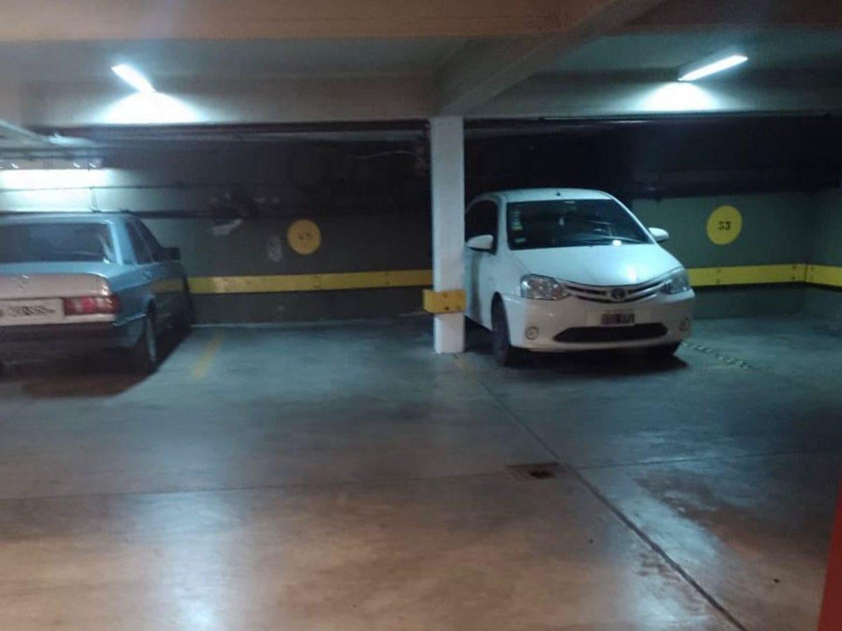 Venta Cochera en San Nicolas Cordoba 948 1er SS