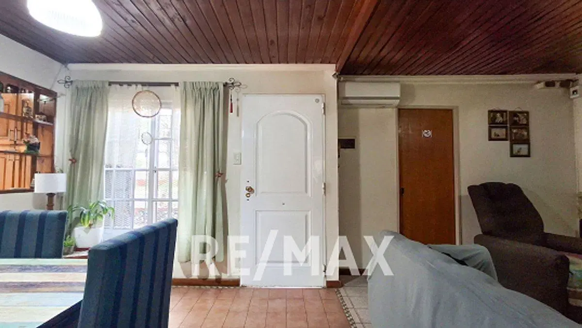 CASA EN VENTA EN PILAR CENTRO 5