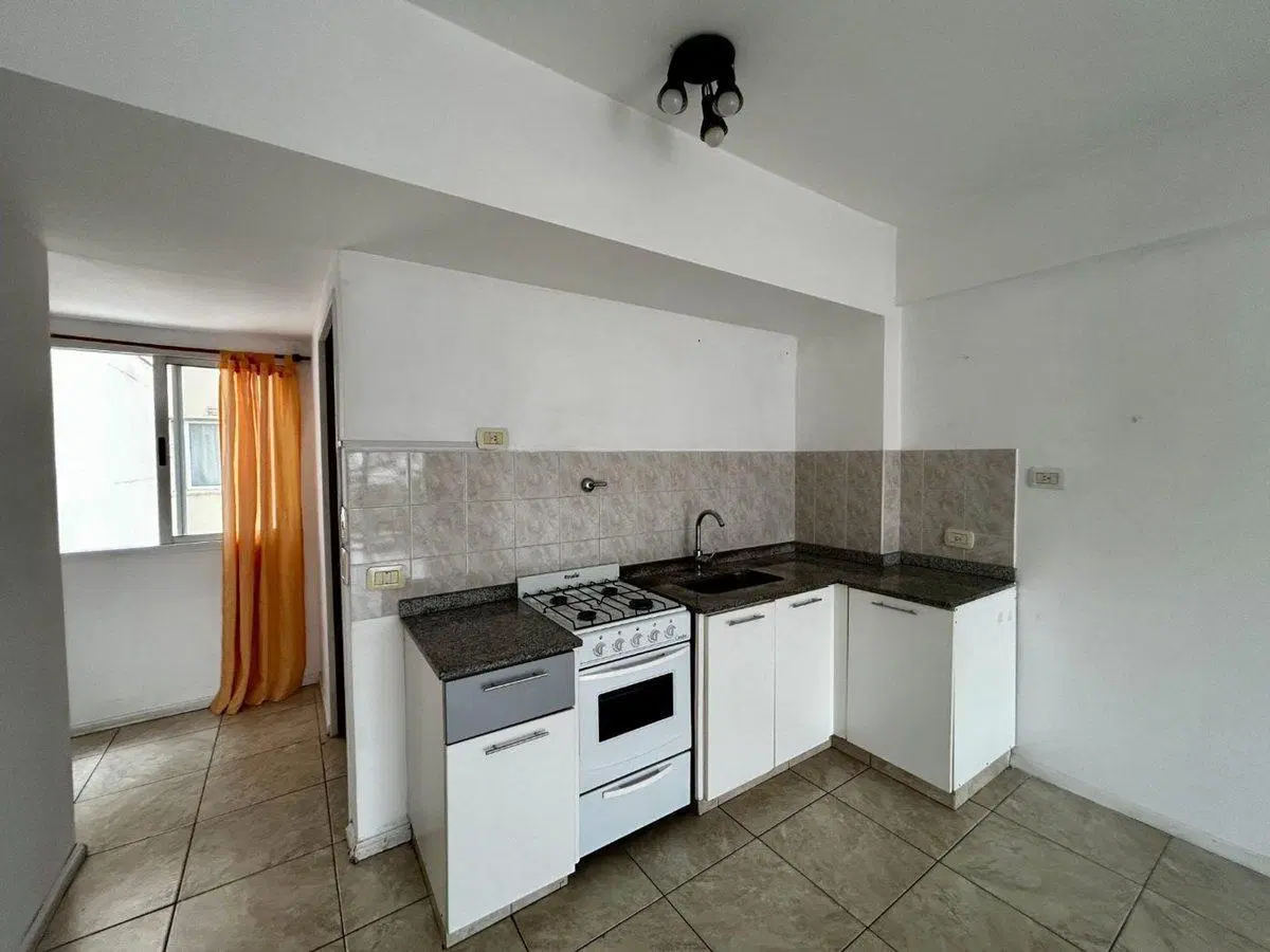 VENTA MONOAMB CON LAVADERO   BAULERA SAN CRISTOBAL 5