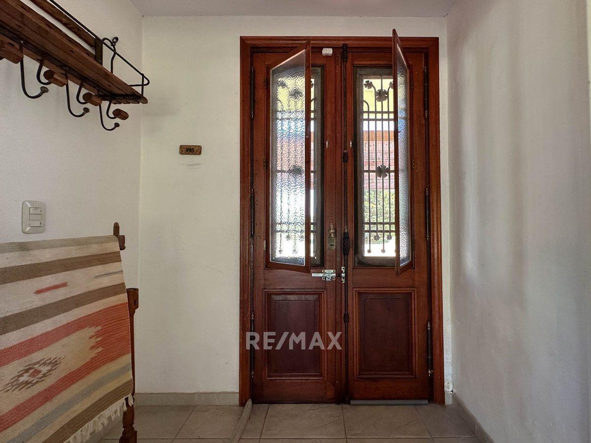VENTA CASA 7 AMBIENTES EN BARRIO ROCIOS DE PILAR