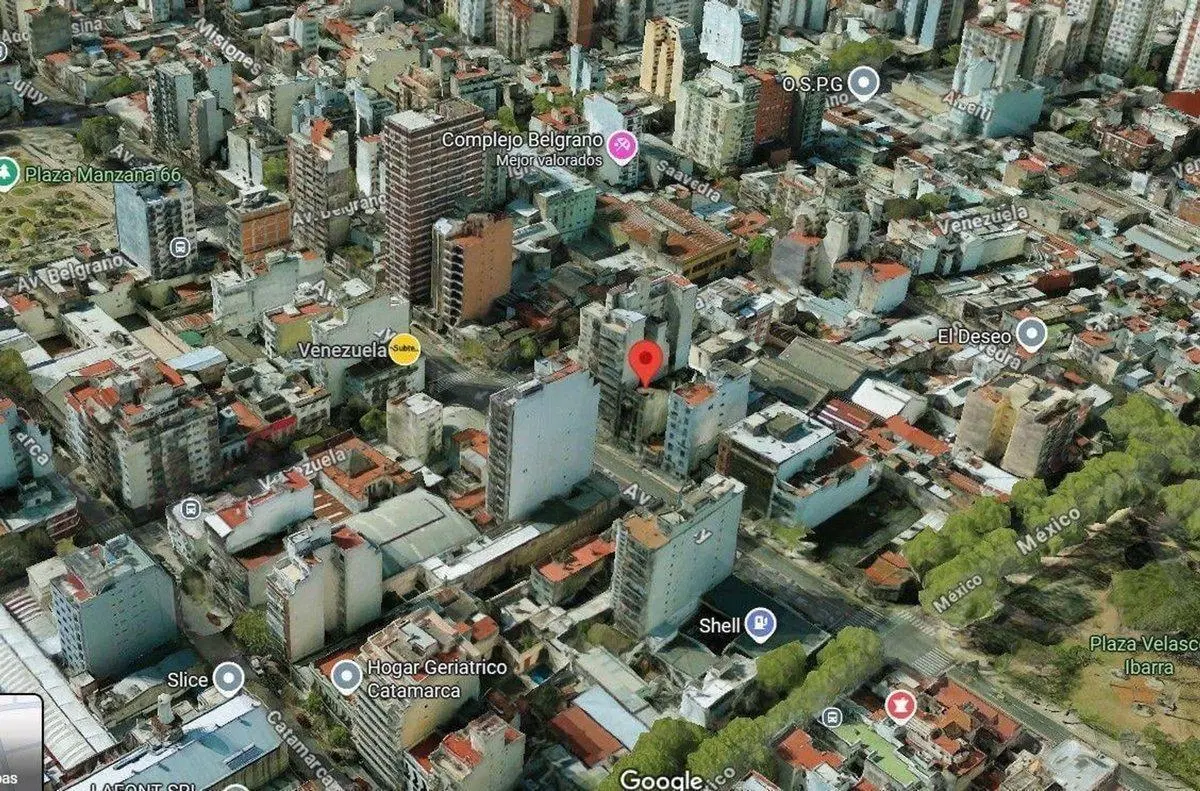 Venta Lote de 311m2 Balvanera Av. Jujuy 4