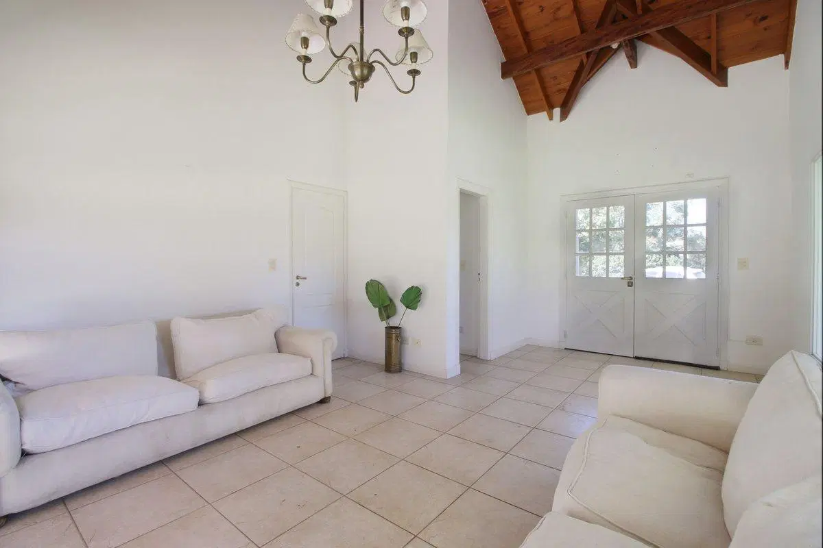 CASA EN VENTA LOS LAGARTOS COUNTRY CLUB, PILAR. 4