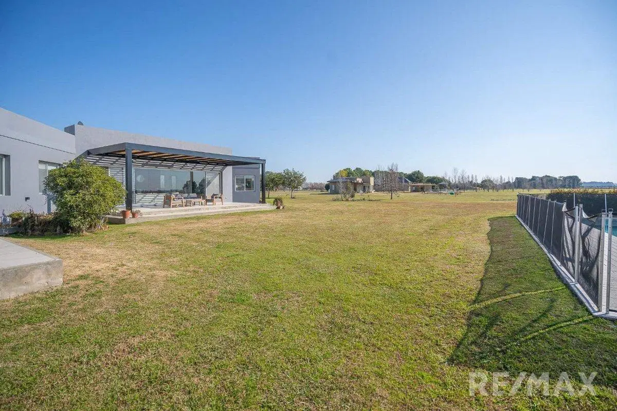 VENTA CASA 5 AMB  LA MACARENA, PILETA, A. CRÉDITO 4