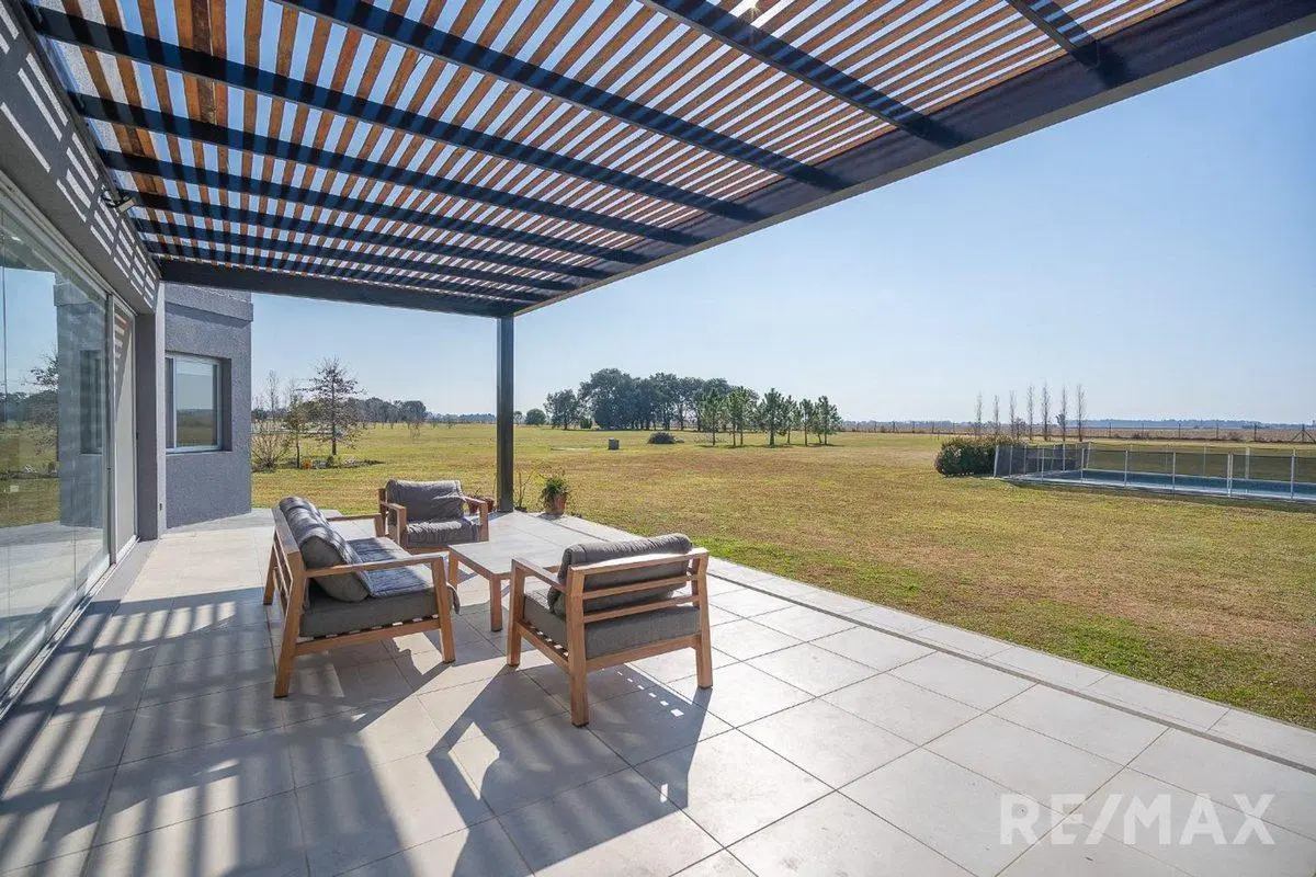 VENTA CASA 5 AMB  LA MACARENA, PILETA, A. CRÉDITO 3