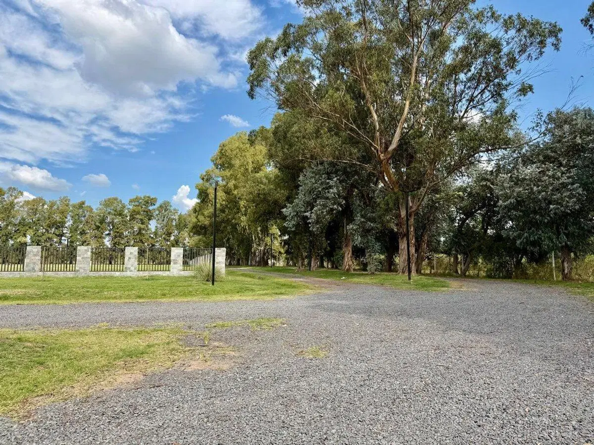 LOTE FINANCIADO BARRIO LOS ROBLES CAÑUELAS 4