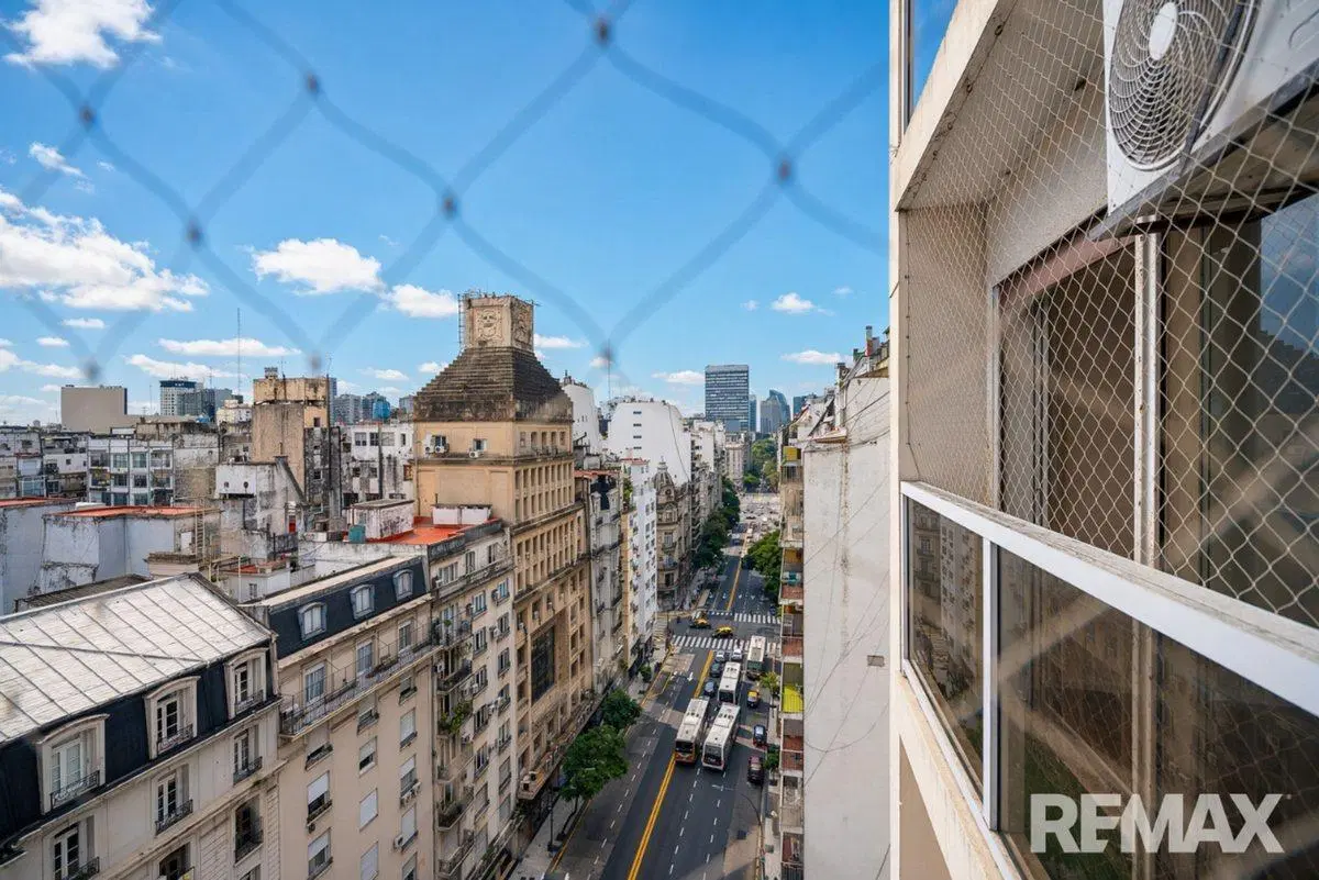 Venta departamento 3 amb. con 2 cocheras piso 12 2