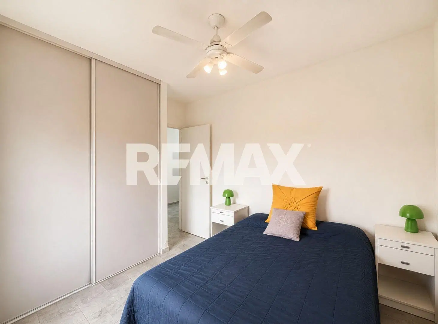 VENTA DEPTO 2 AMB PISO ALTO, COCHERA Y GRAN VISTA 2