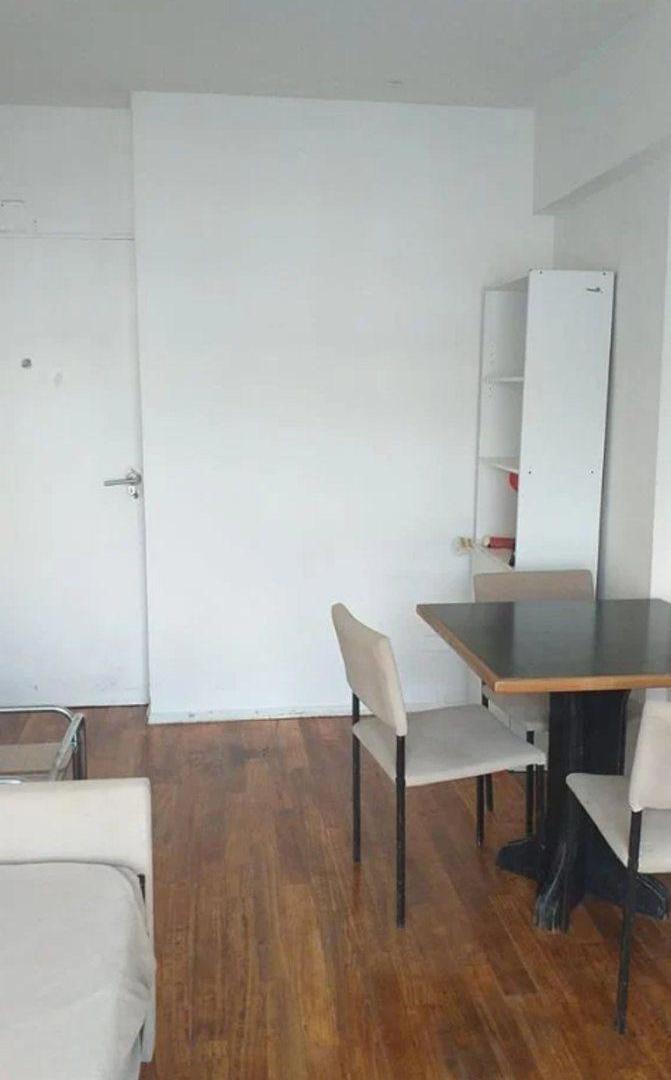 VENTA 2 AMB LUMINOSO PISO ALTO - MICROCENTRO