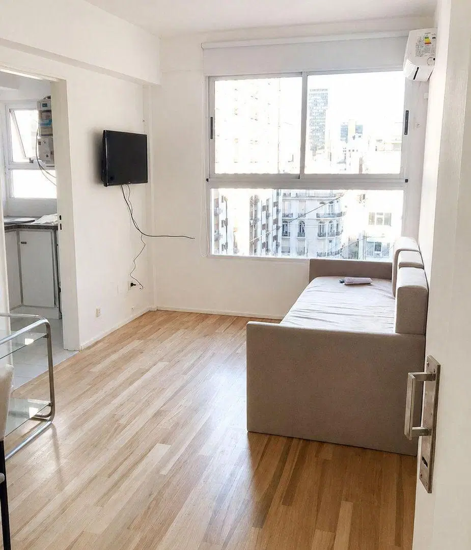 VENTA 2 AMB LUMINOSO PISO ALTO - MICROCENTRO 5