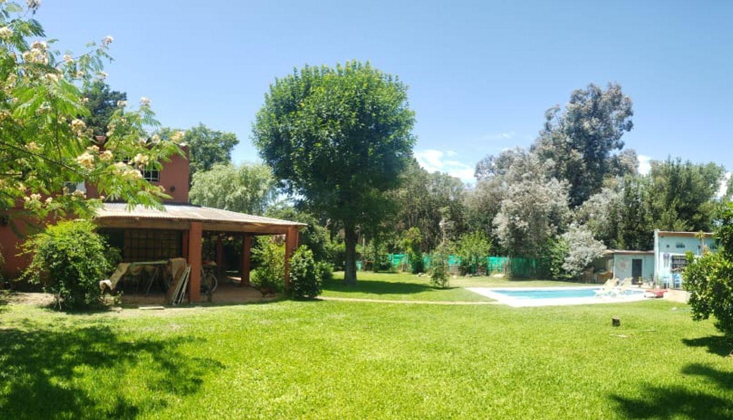 VENTA CASA QUINTA 4 AMB. C/PILETA LA LONJA PILAR