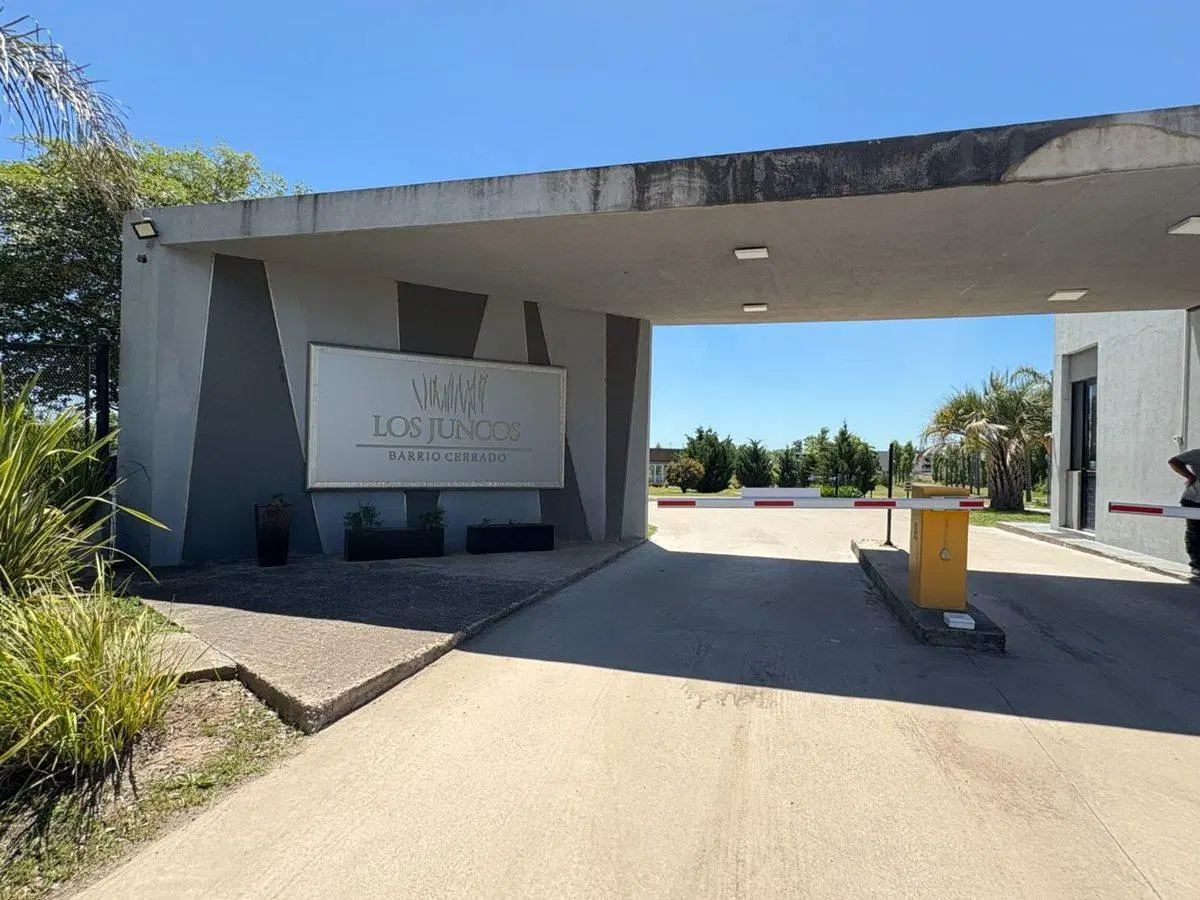 Venta Lote Barrio Los Juncos Luján. 2