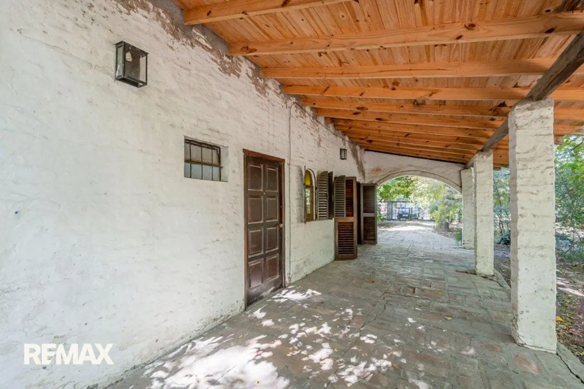 VENTA CASA  PILAR 4 LOTES APTO DESARROLLO-PERMUTA 4