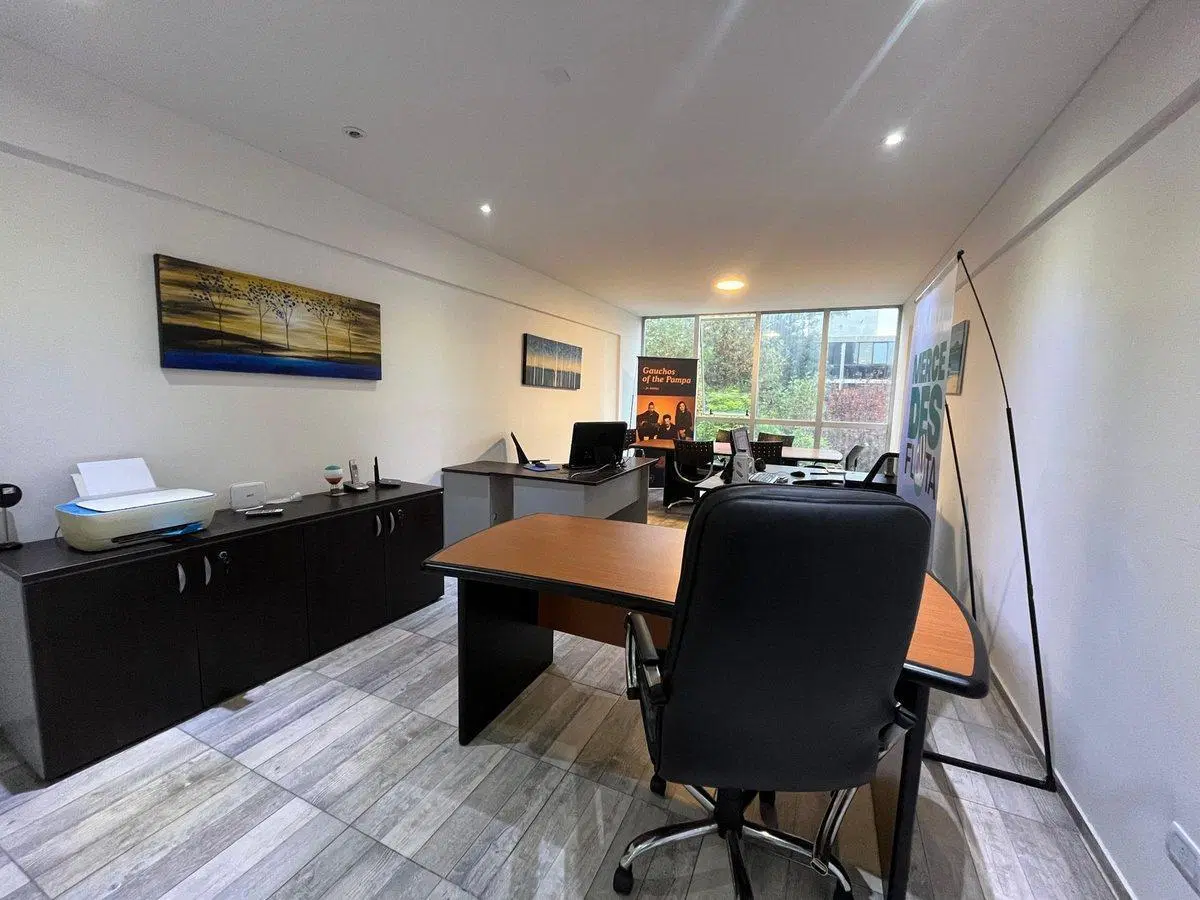 Venta oficina en Agora III Complejo 46 Plaza 3