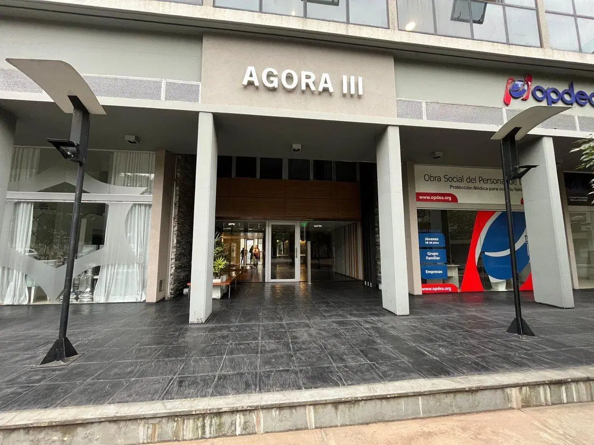 Venta oficina en Agora III Complejo 46 Plaza 2