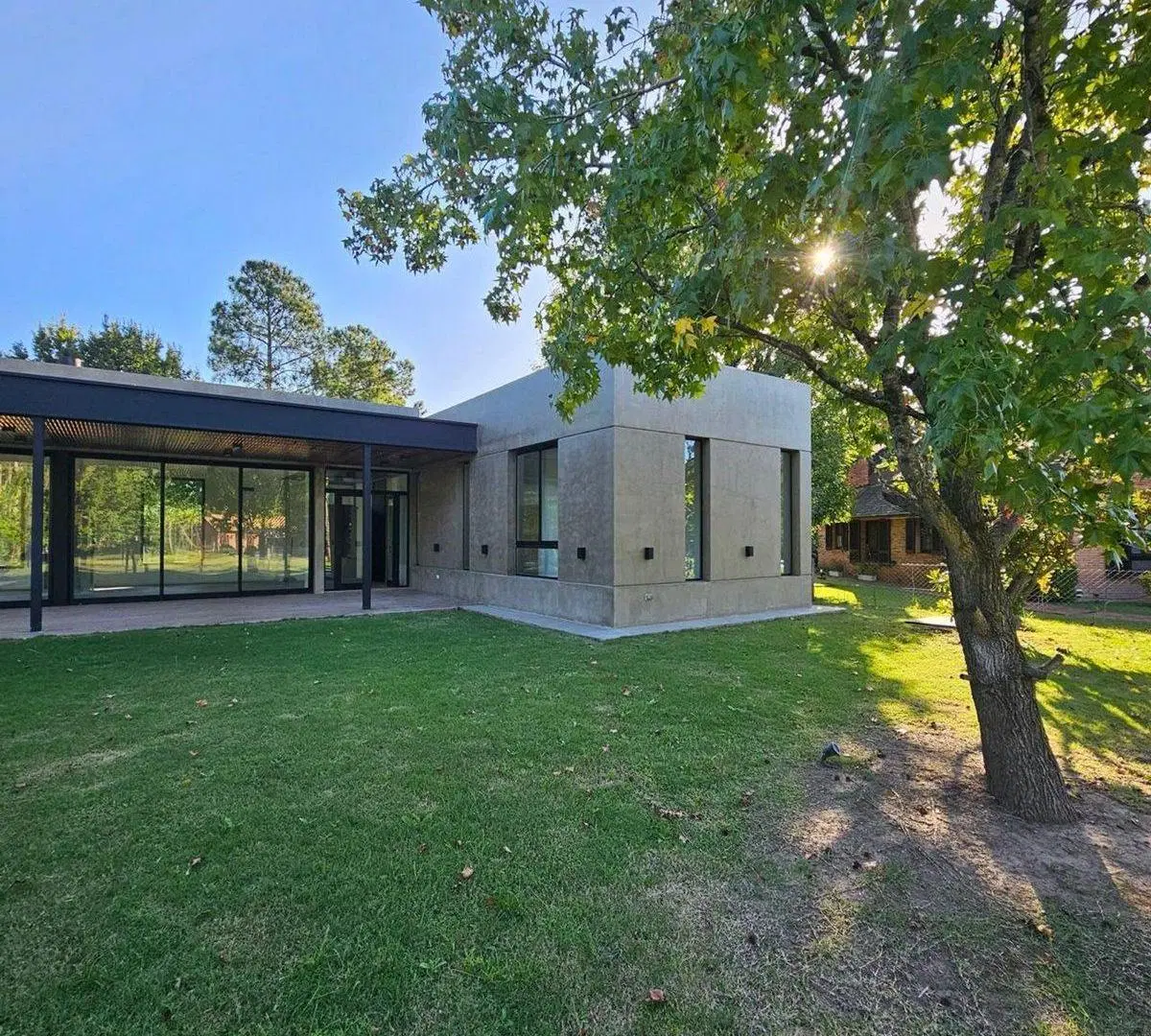 Casa en venta 4mb Country carmel Pilar a estrenar 5