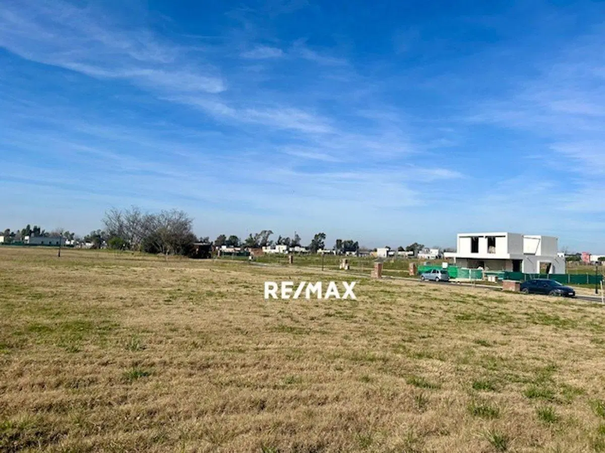 Lote Venta Santa Sofía apto para construir 5