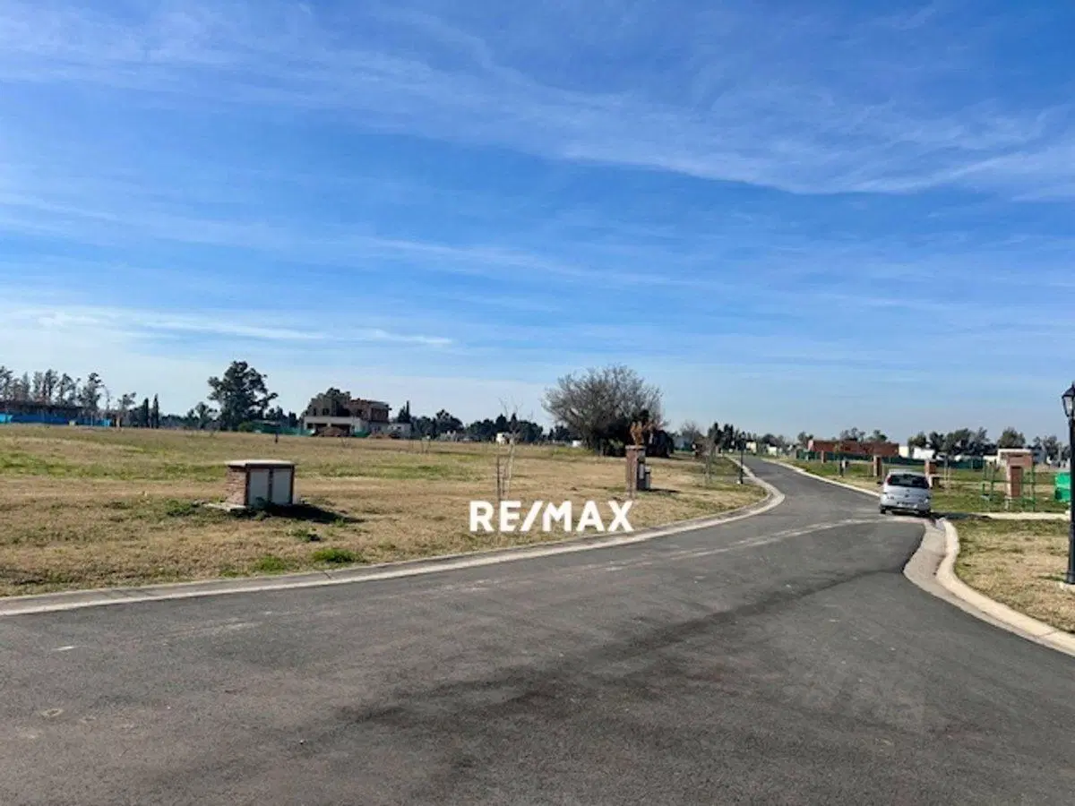 Lote Venta Santa Sofía apto para construir 5