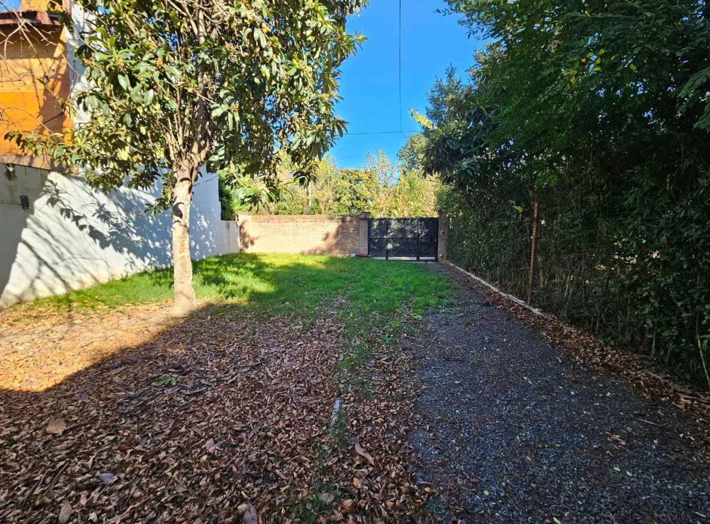 VENTA CASA 3 DORMITORIOS PARRILLA SOLARES DEL NORT 4