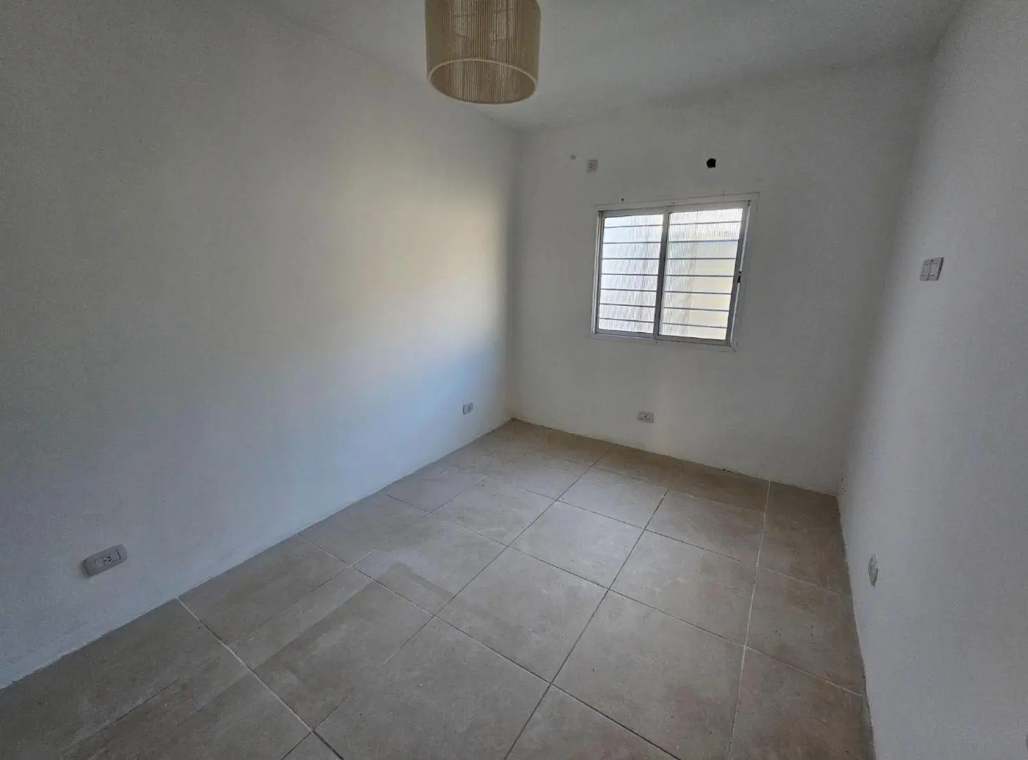 VENTA CASA 3 DORMITORIOS PARRILLA SOLARES DEL NORT 2