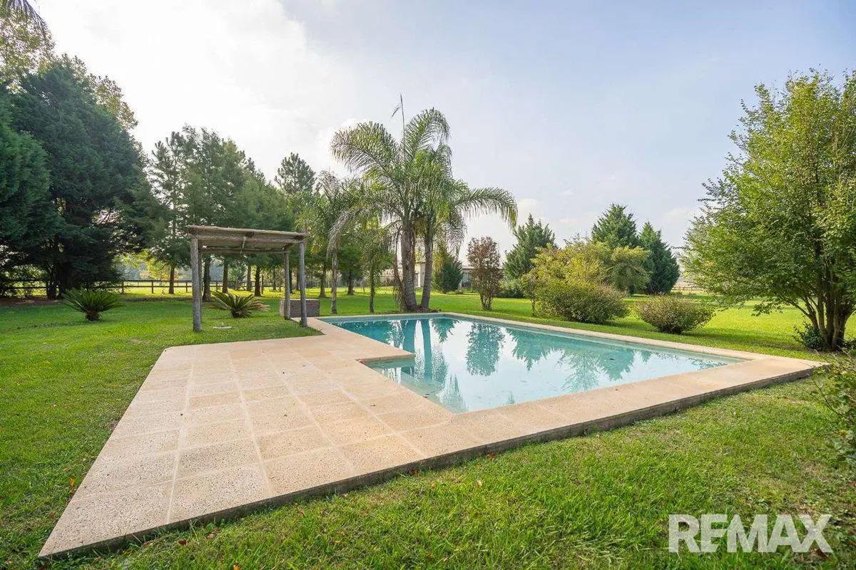VENTA CASA AMOBLADA 2 LOTES HARAS EL MALACATE 4