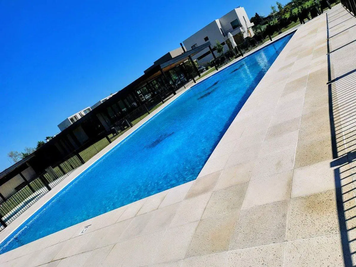 VENTA CASA A ESTRENAR EN B° C° EL OLIVAR - PILAR 4