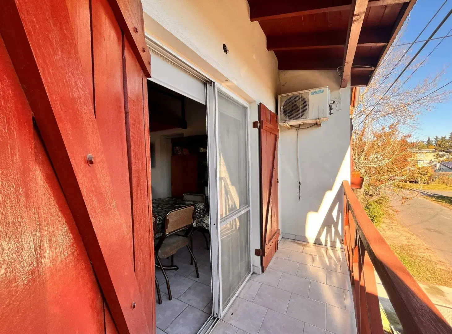 Venta PH 2 amb. con balcon cerca hospital Austral 4
