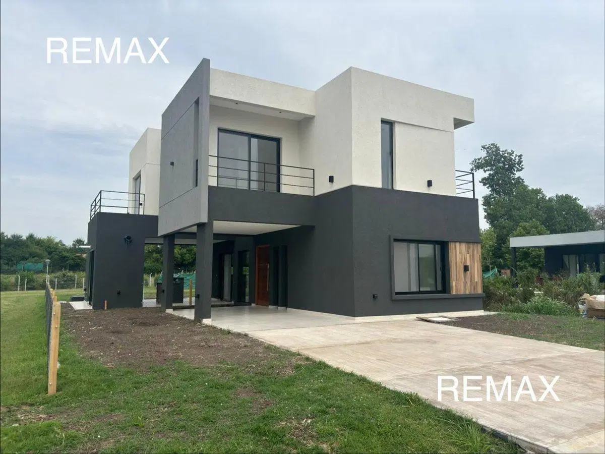 CASA EN VENTA 5 AMBIENTES, BARRIO EL ALJIBE PILAR 2
