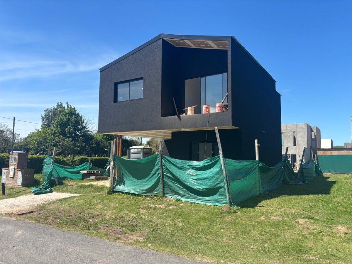 Foto de CASA A ESTRENAR EN VENTA, 5 AMBIENTES, PILAR., imagen 4