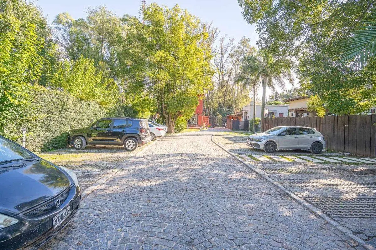VENTA EN POZO DEPTO 3 AMBIENTES FINANCIADO PILETA 5