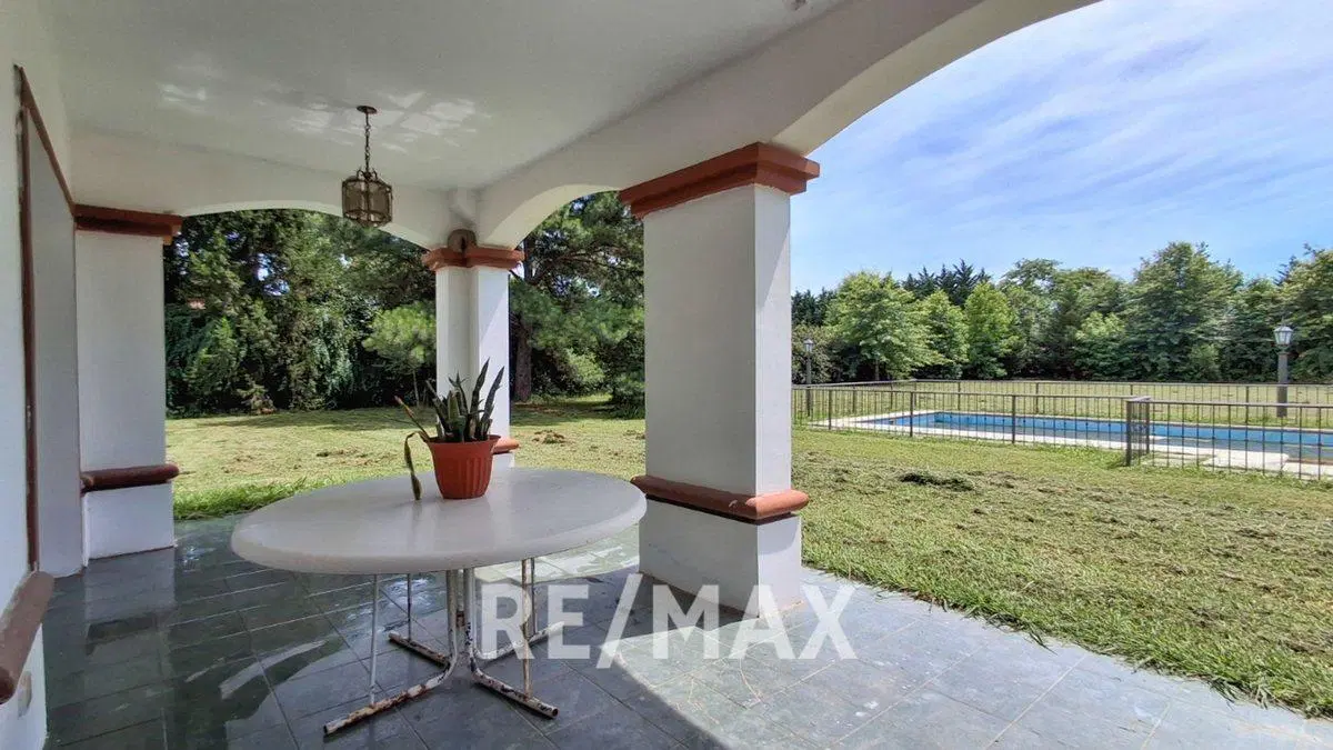 VENTA CASA 5 AMBIENTES SOLAR DE CAPILLA EXALTACION 3