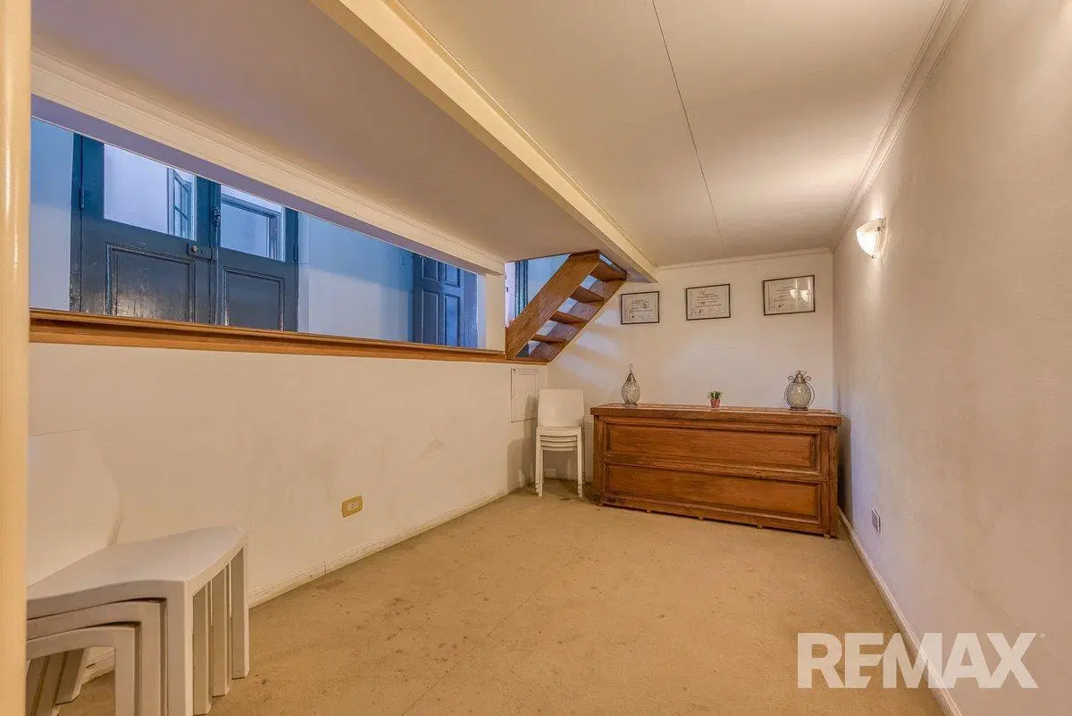 VENTA LOCAL/PROPIEDAD 976 M2 APTO COMERCIAL MUÑIZ 2