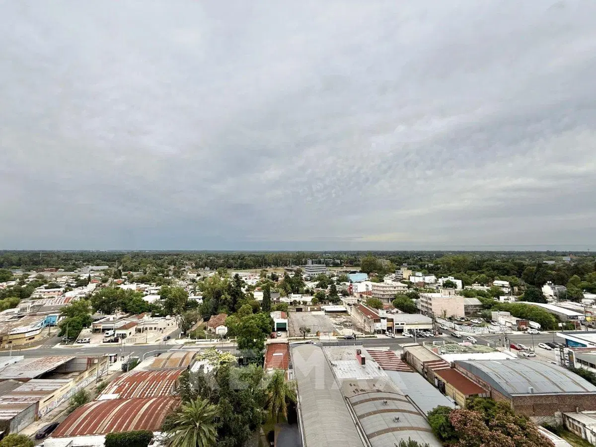 Venta depto duplex 4 amb- cochera Pilar  A.credito 2