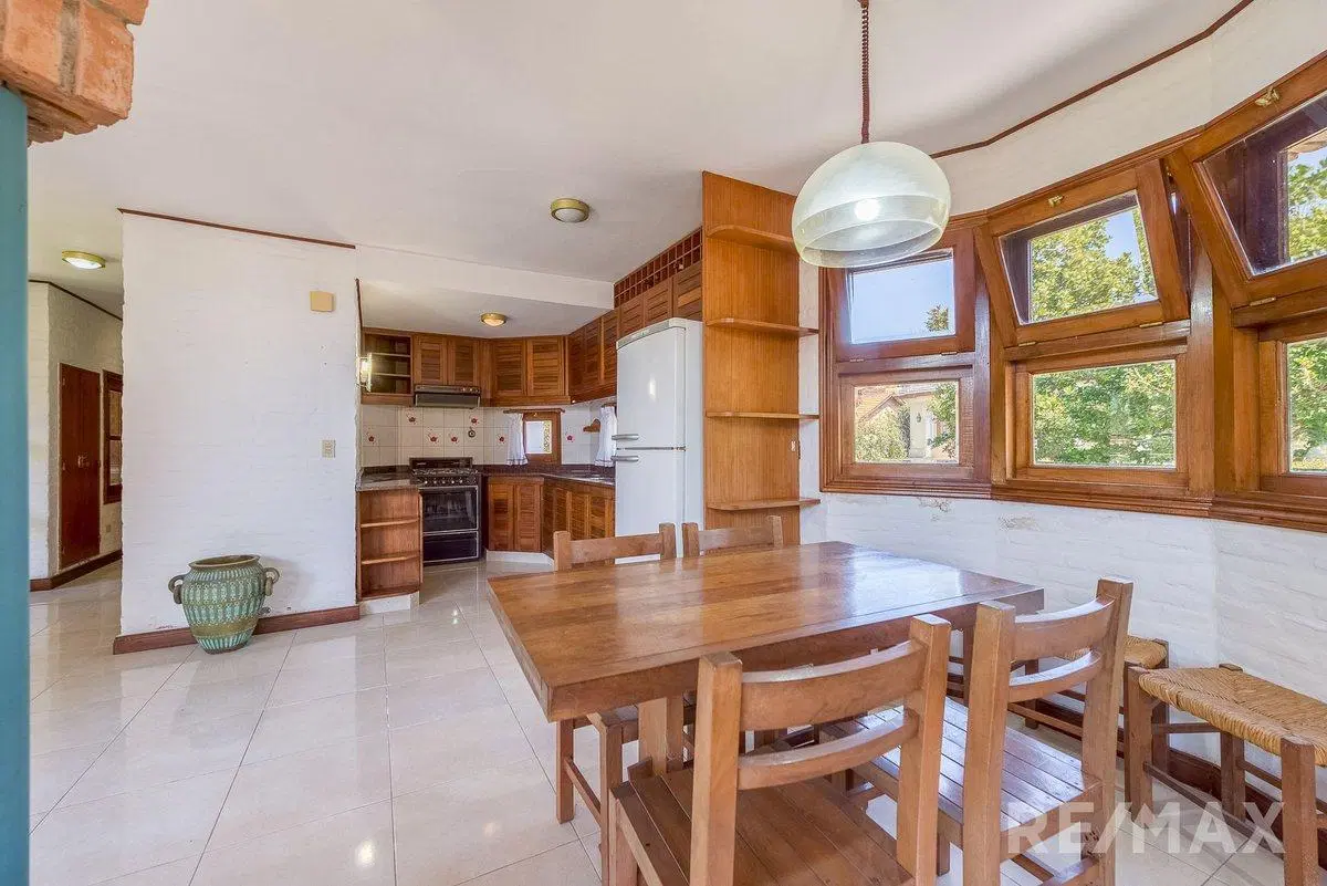 VENTA CASA 4 AMB  C/PILETA  LAS PRADERAS DE LUJAN 5