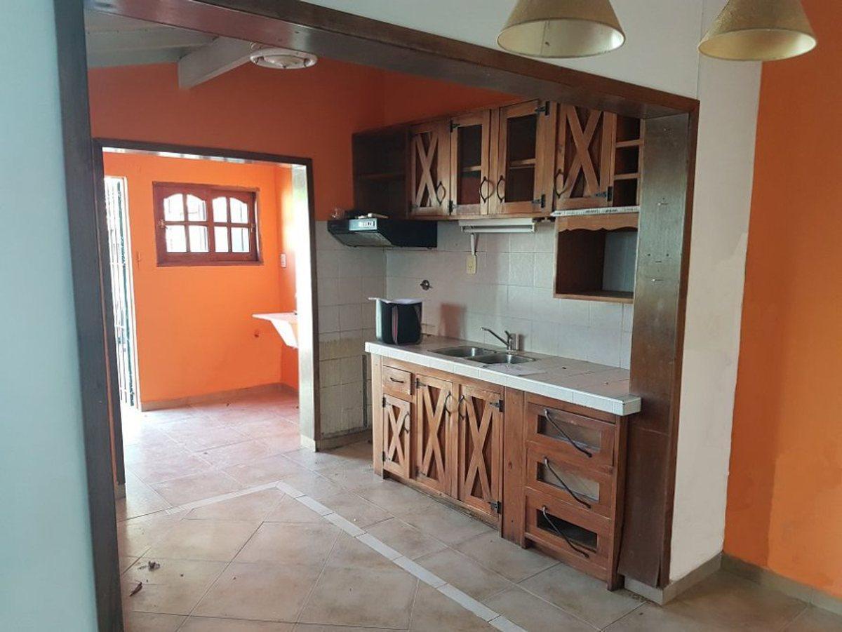 Foto de Venta Casa L ZAMORA 2 Dor Pileta PArrilla, imagen 2