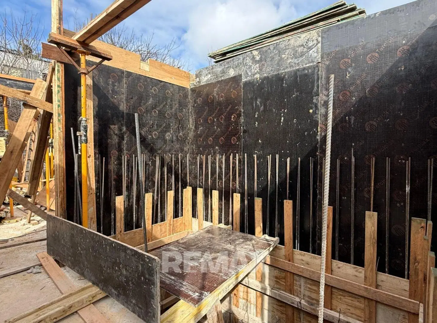 VENTA MONOAMBIENTE EN POZO- ENTREGA 2028 5