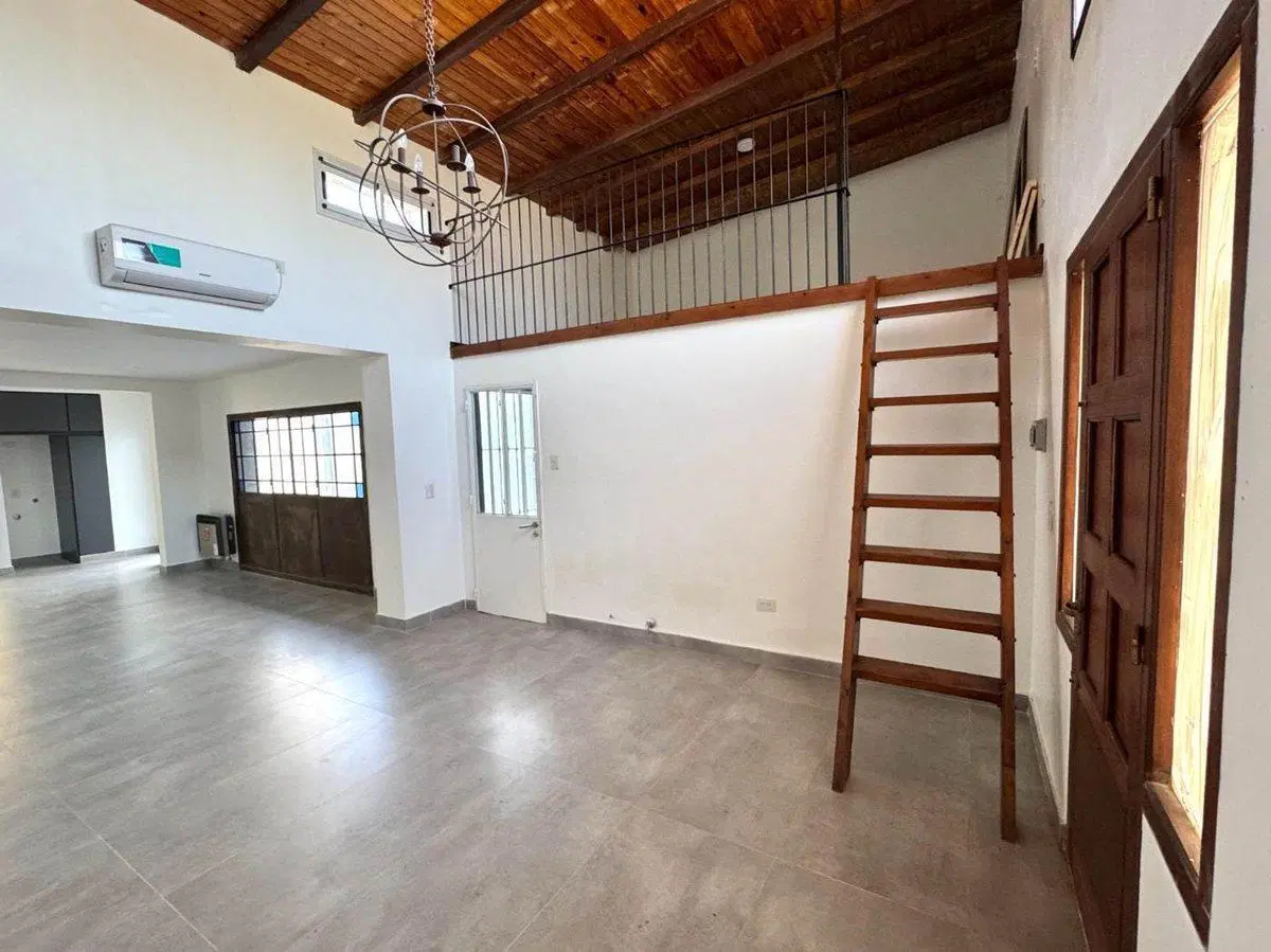Casa 4 Amb. Reciclada - S.A de Areco-Apto crédito 5