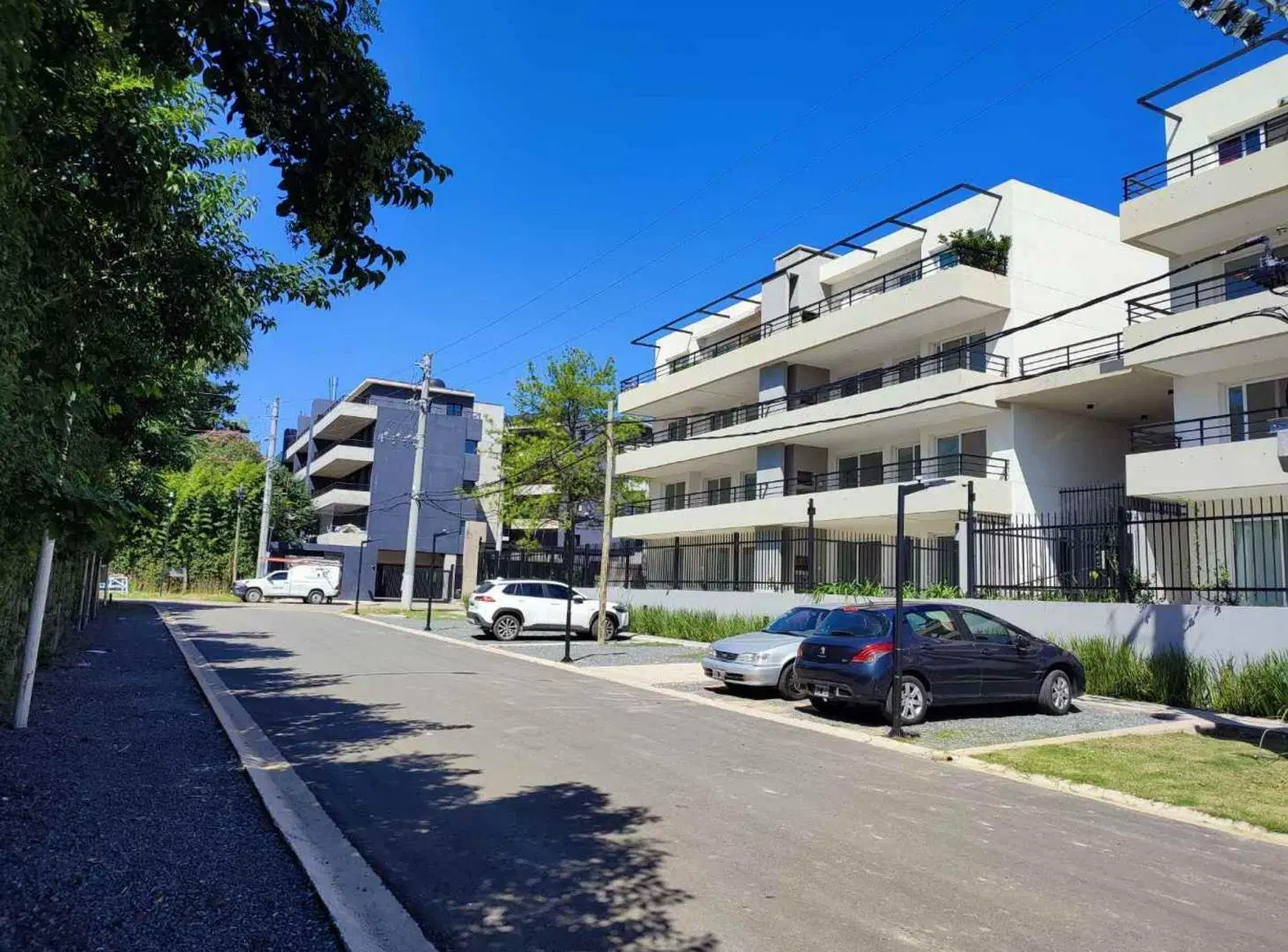 Venta Depto 4 amb en Condominio Zug Caamaño, Pilar 5