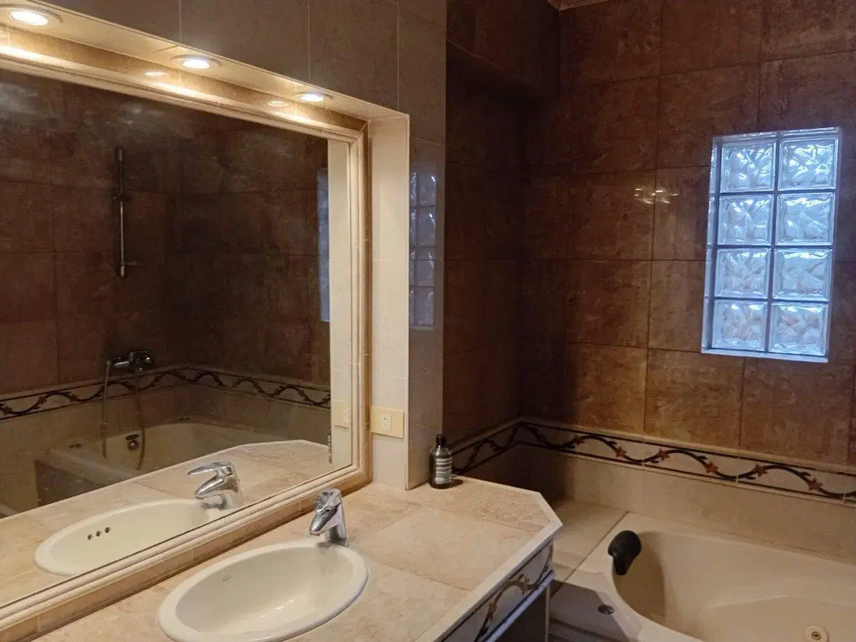 VENTA CASA MAPUCHE 8 AMB SOBRE TERRENO DE 1270 MTS 3