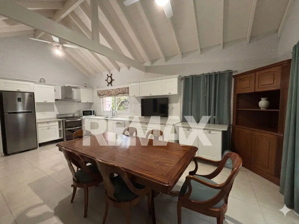 VENTA CASA DE 6 AMBIENTES EN CARMEL COUNTRY CLUB 3