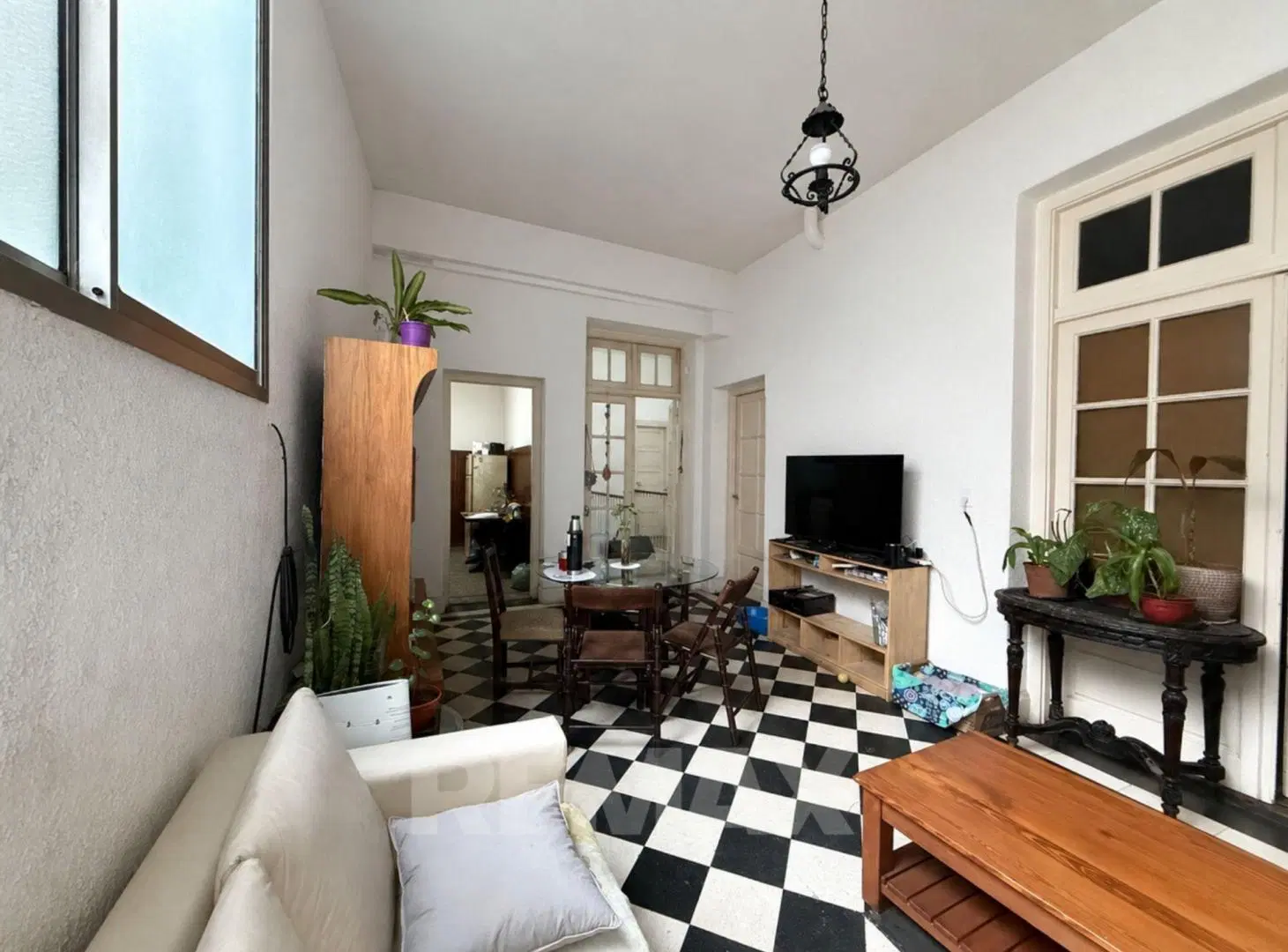 Venta Local con vivienda lote propio en Caballito 3
