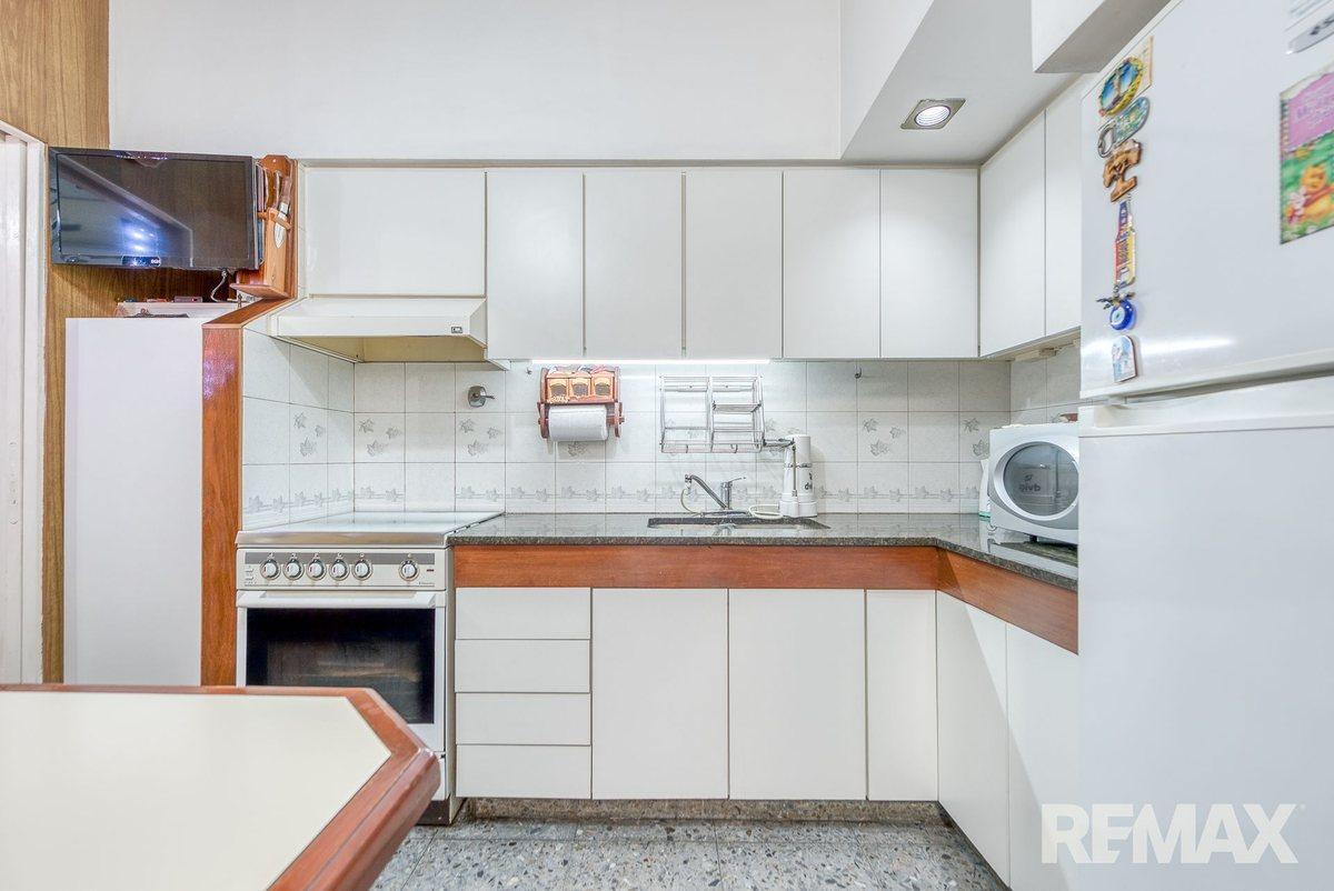 Casa 4 Amb Caseros Centro Doble Cochera