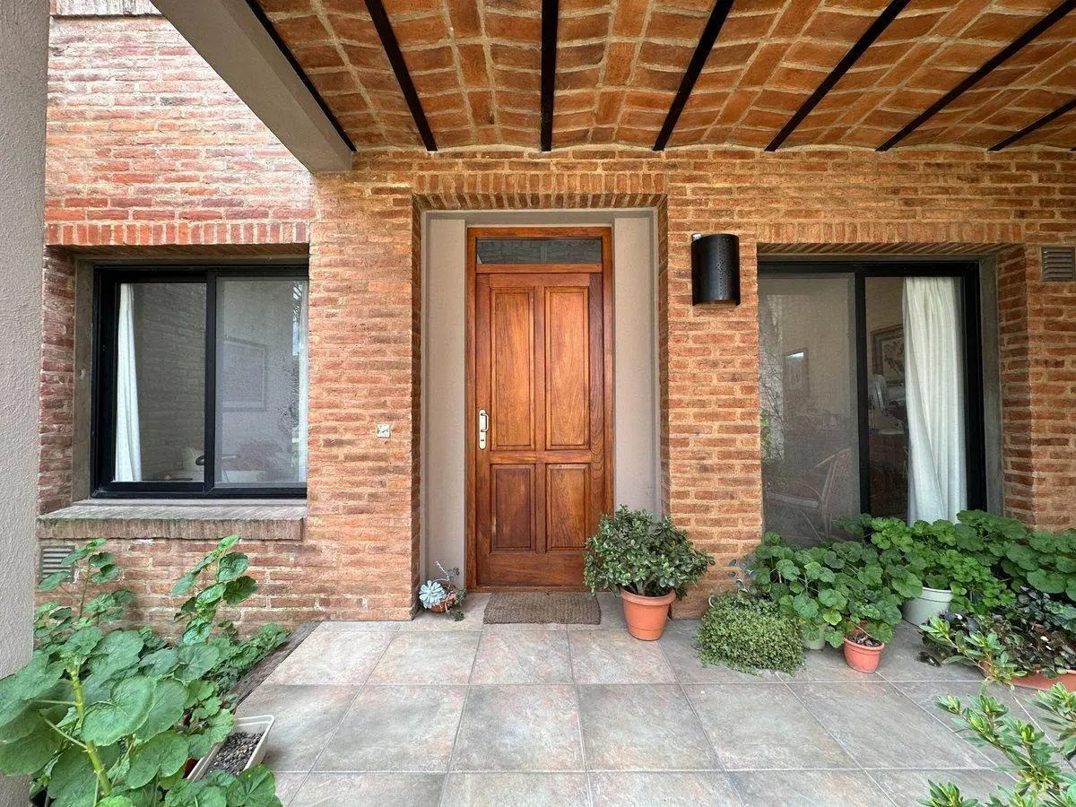 VENTA DEPARTAMENTO 3 AMBIENTES PILAR 5