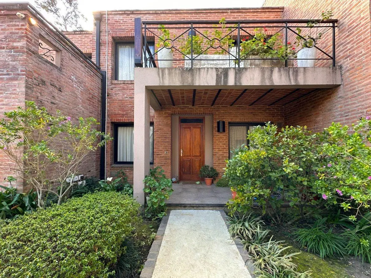 VENTA DEPARTAMENTO 3 AMBIENTES PILAR 3