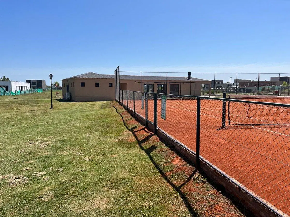 VENTA LOTE CENTRAL FINANCIADO SANTA ELISA - PILAR 8