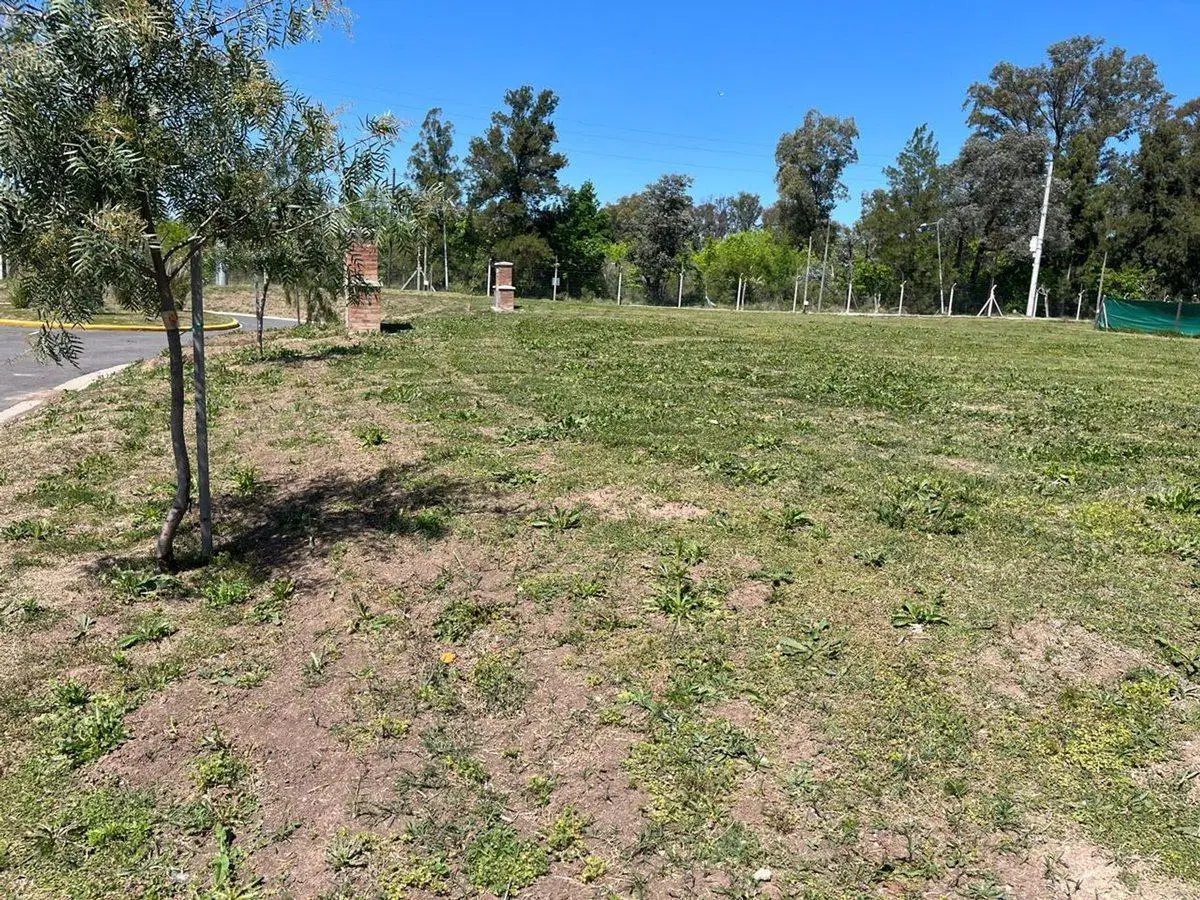 VENTA LOTE CENTRAL FINANCIADO SANTA ELISA - PILAR 2