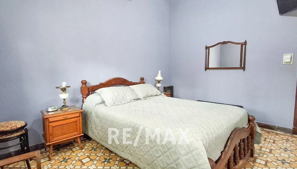 Venta casa del viso,3 dorm. pileta cancha de padle 8