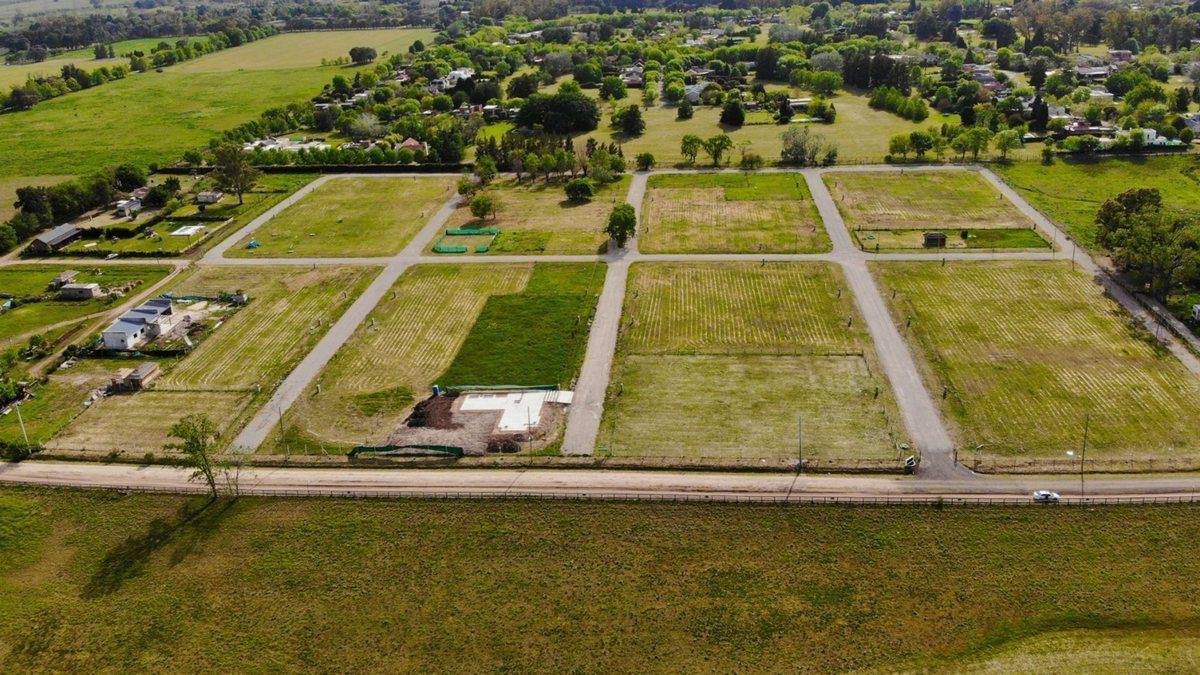 Venta lotes en Lomas de Manzanares Pilar