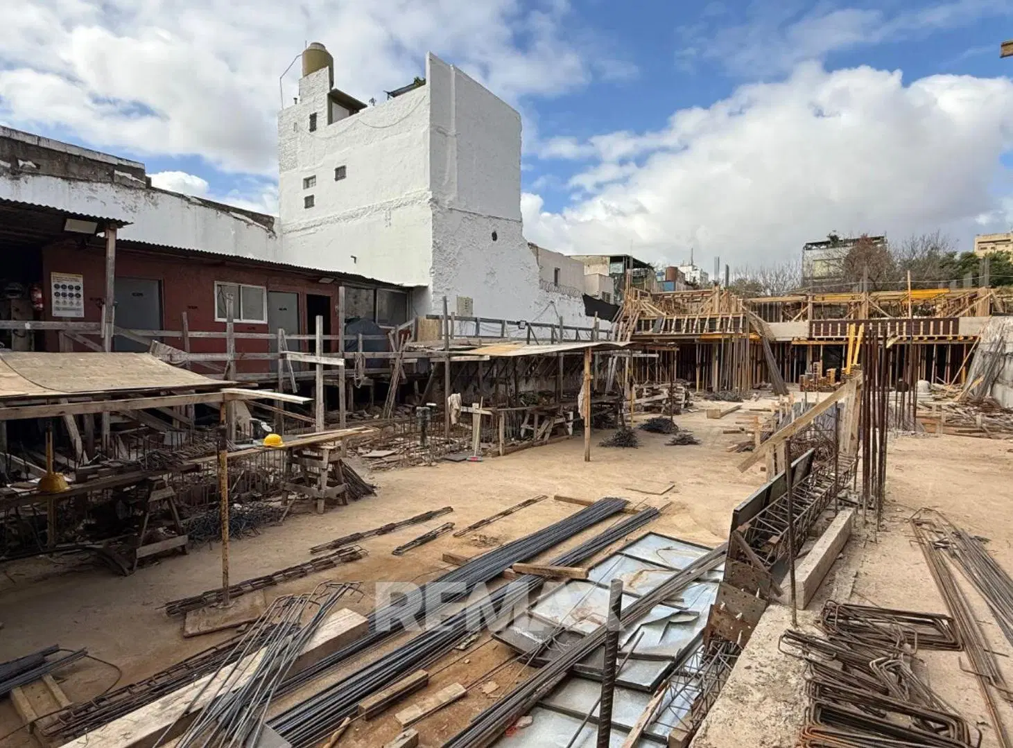 Monoambiente con balcón en Villa Crespo en pozo 3
