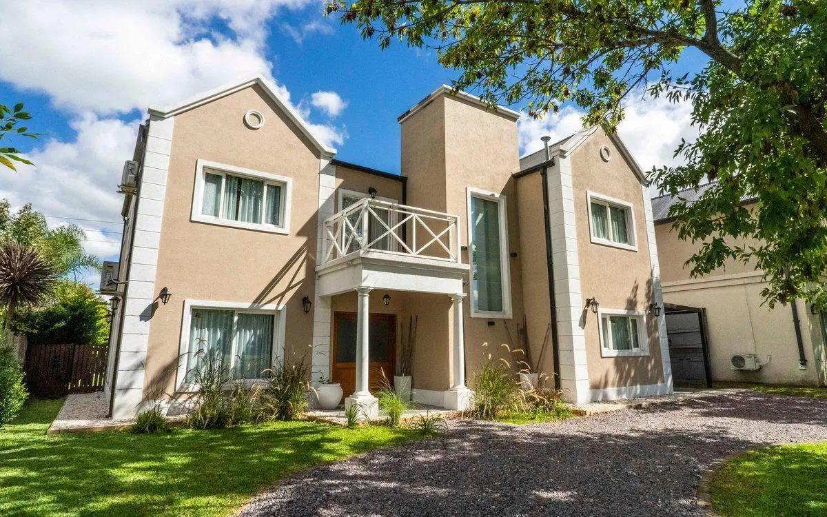 Venta Casa 5 ambientes Barrio Los Potrillos Pilar 3