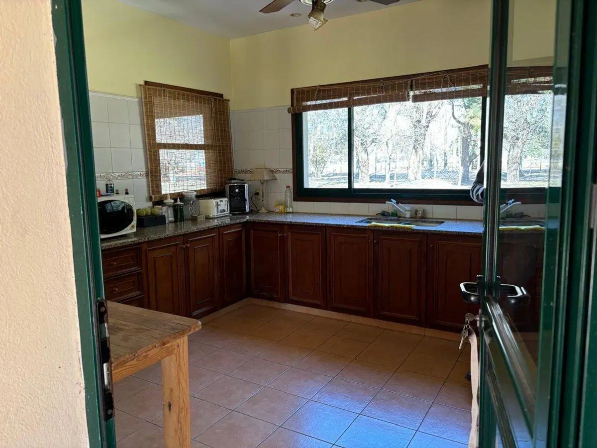 Venta Casa 322 m2. Terreno 1 ,1 ha. Ch. La Alameda 3